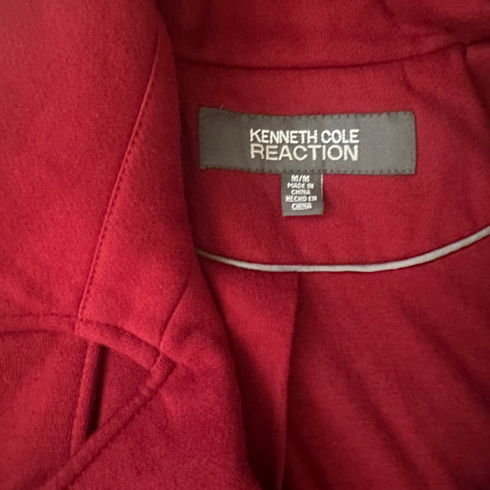 KENENTH COLE REACTION Deep Red Belted Jacket SIZE MEDIUM Fitted Slimming Winter - Picture 2 of 6